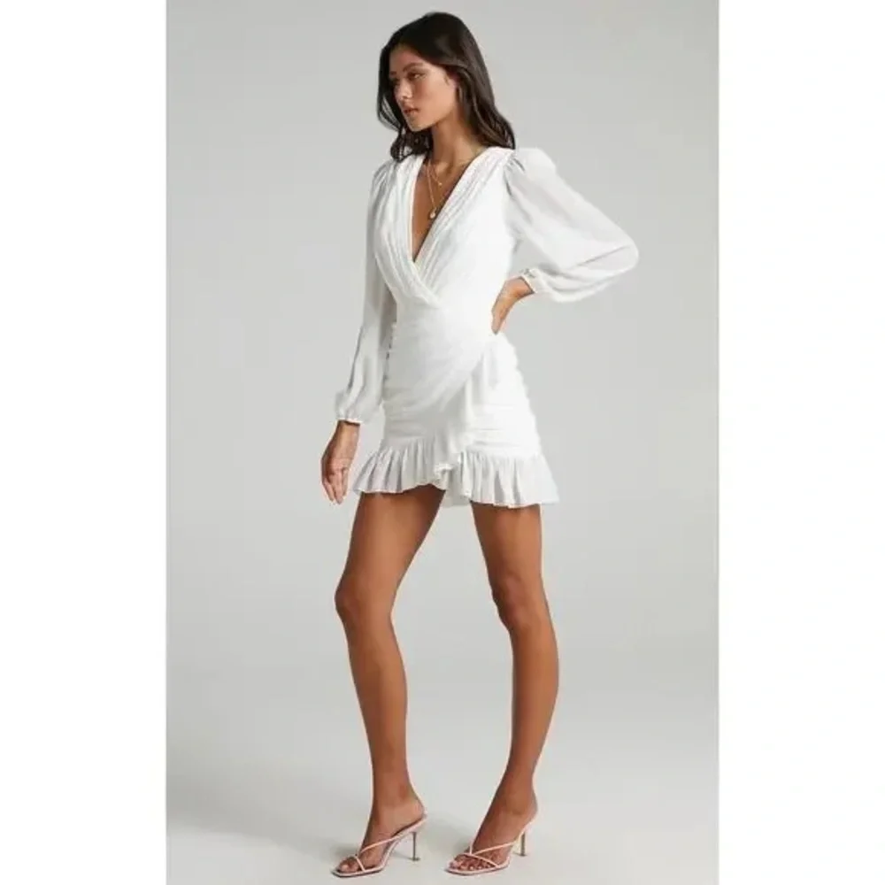 Showpo White Long Sleeve Dress‎